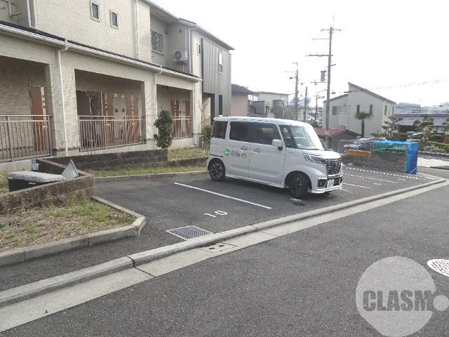 17/22 駐車場