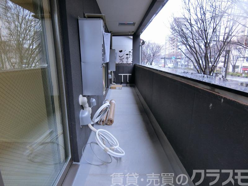 25/30 バルコニー