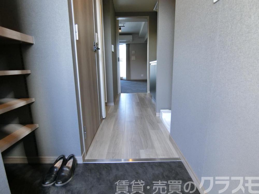 17/30 玄関