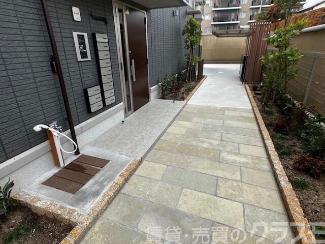 2/3 エントランス