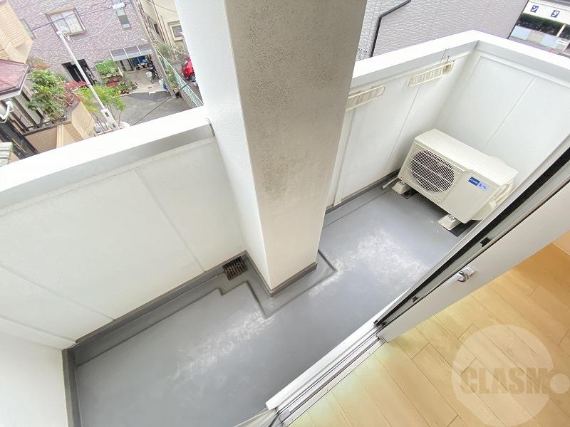 13/22 バルコニー