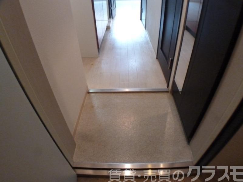 14/30 玄関