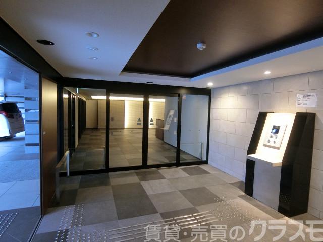 29/30 エントランス