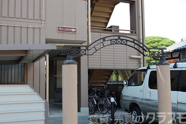 2/2 エントランス