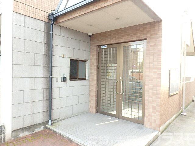 29/30 エントランス