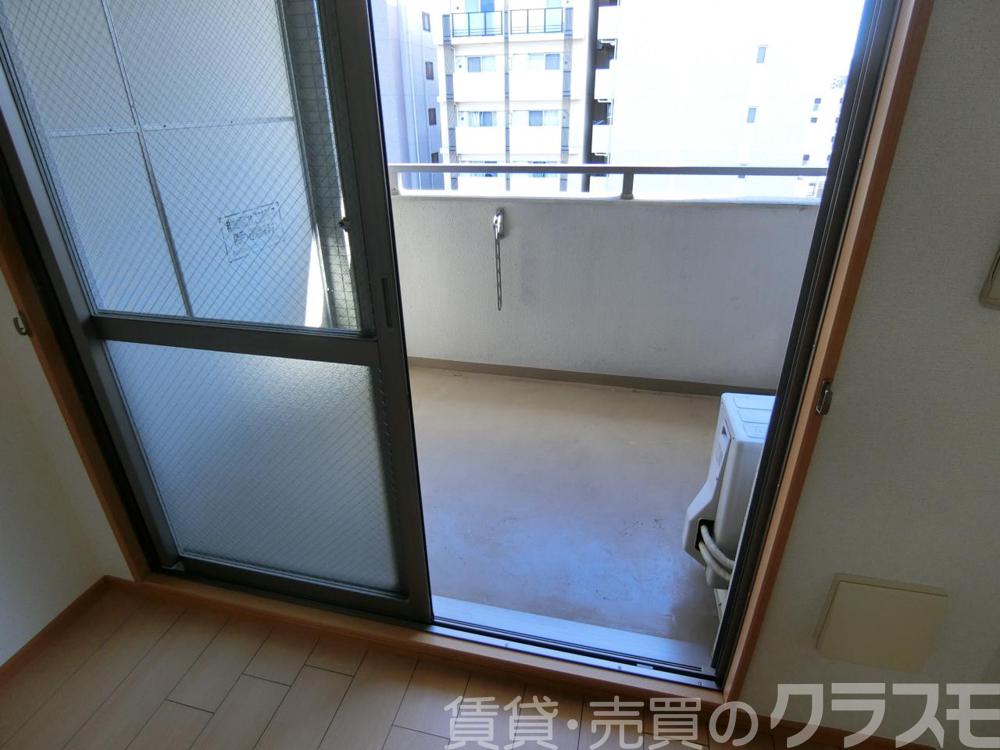 23/30 バルコニー