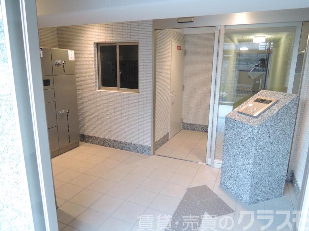 29/30 エントランス