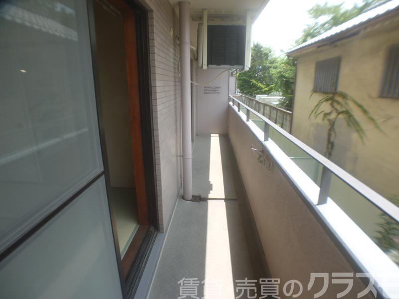 25/30 バルコニー