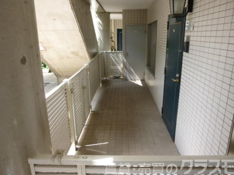 29/30 エントランス