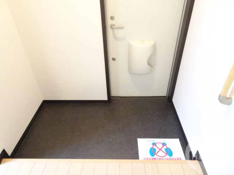 3/26 玄関