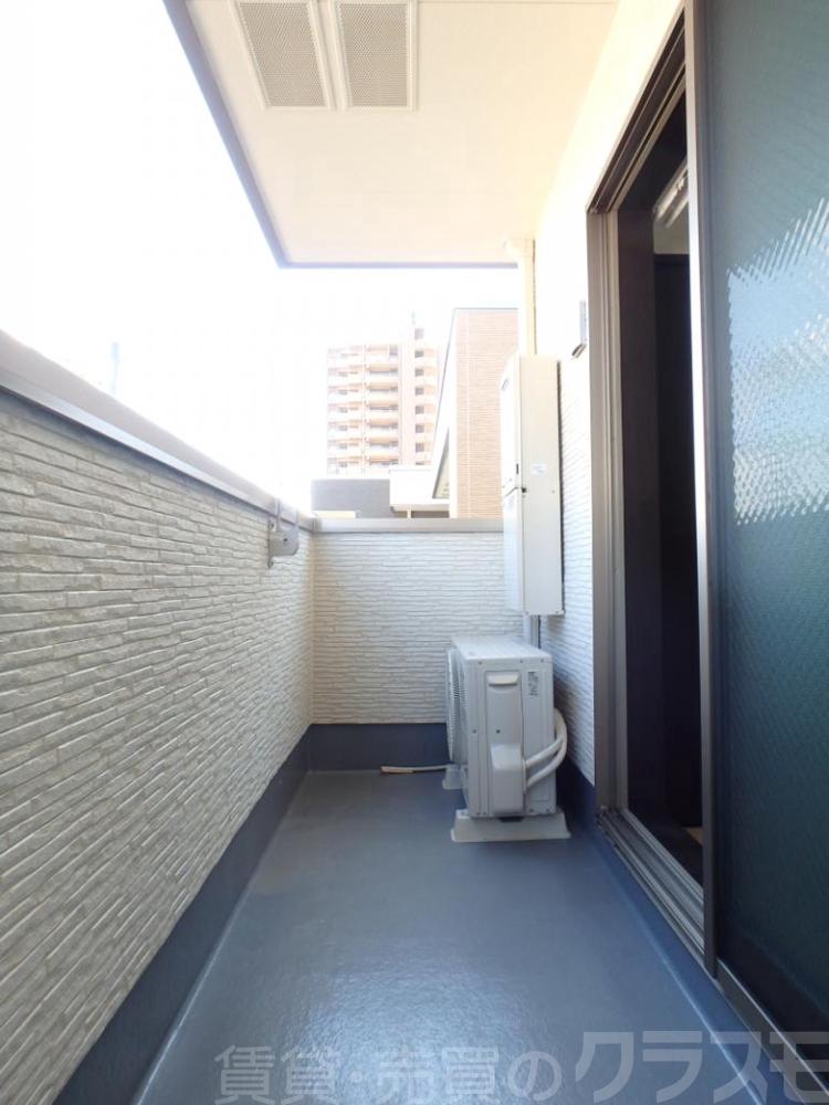 16/27 バルコニー