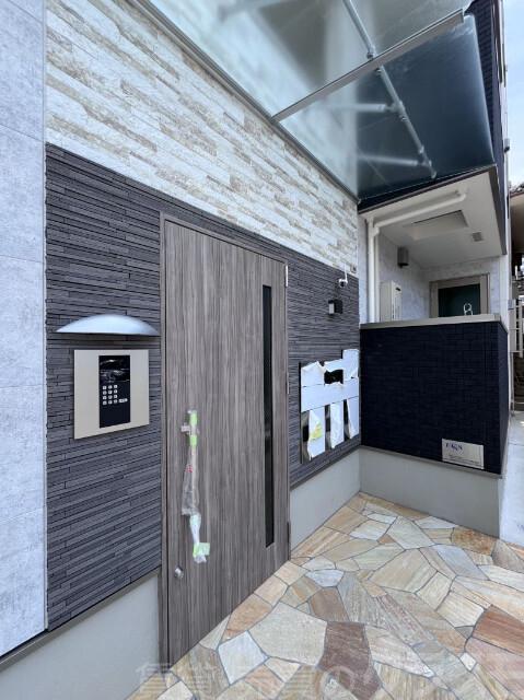 20/30 エントランス