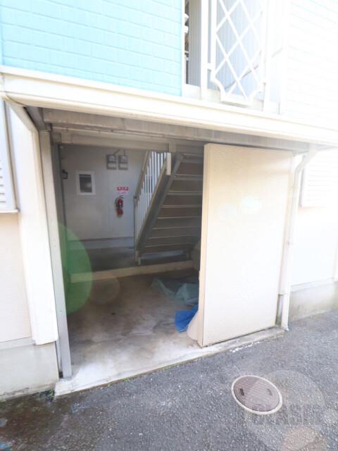 20/28 エントランス