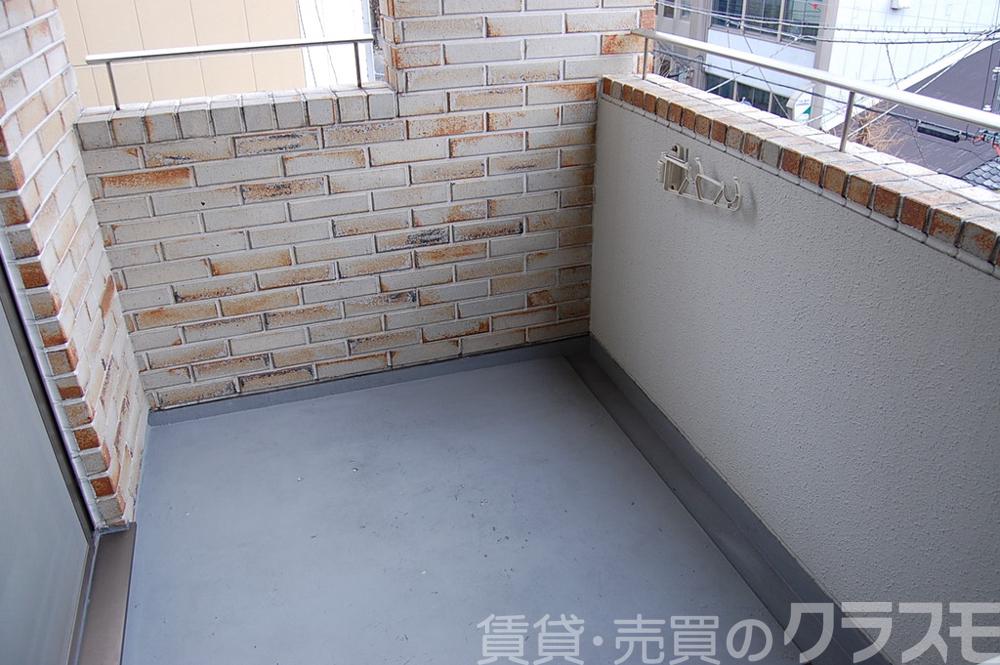 26/30 バルコニー