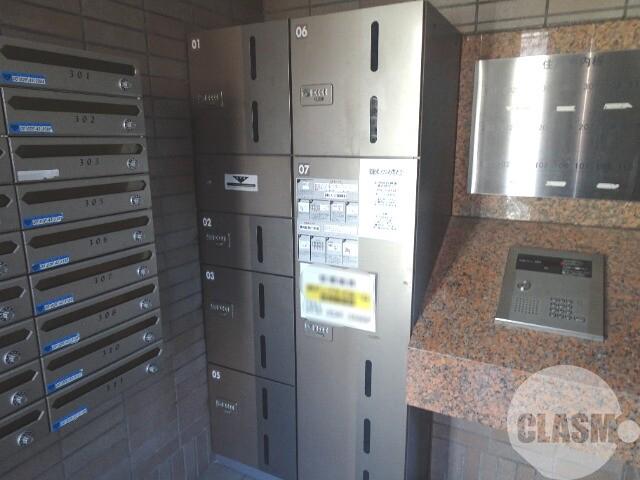 21/27 エントランス