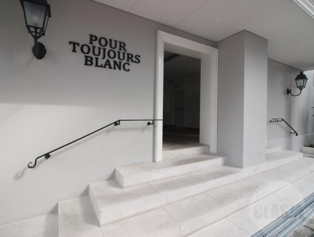 15/30 エントランス