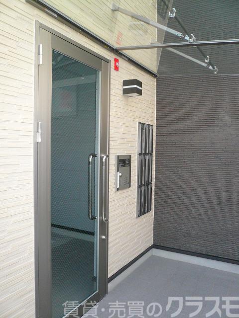 2/3 エントランス