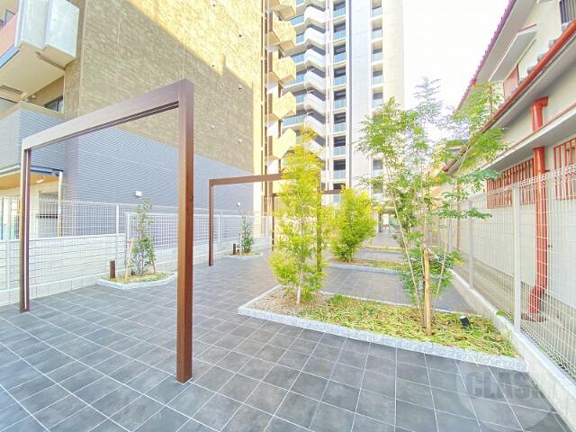 19/24 エントランス