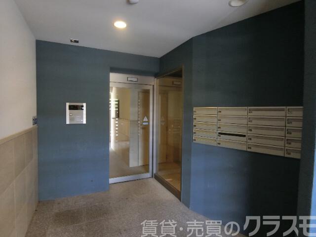 2/5 エントランス