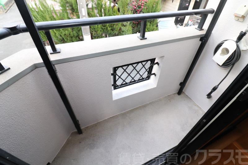 19/25 バルコニー