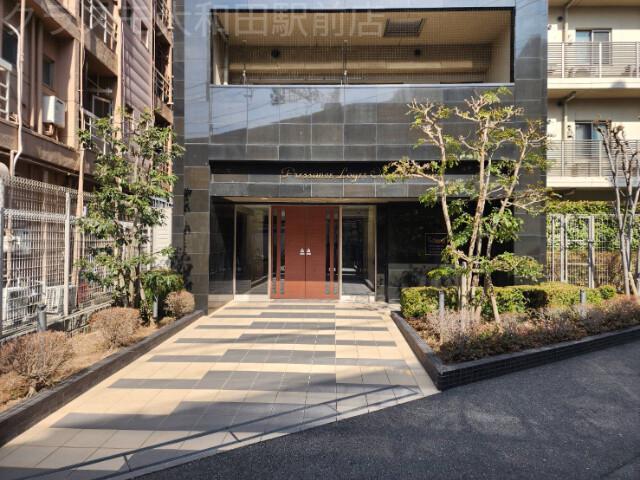 2/2 エントランス