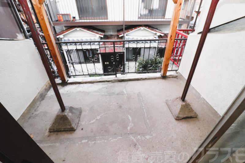 13/18 バルコニー