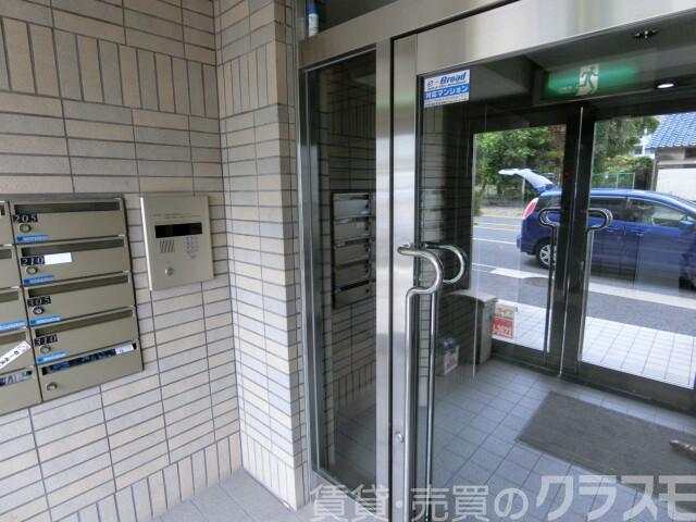 29/30 エントランス