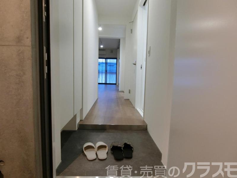 17/30 玄関