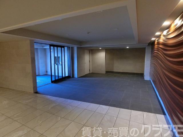 29/30 エントランス