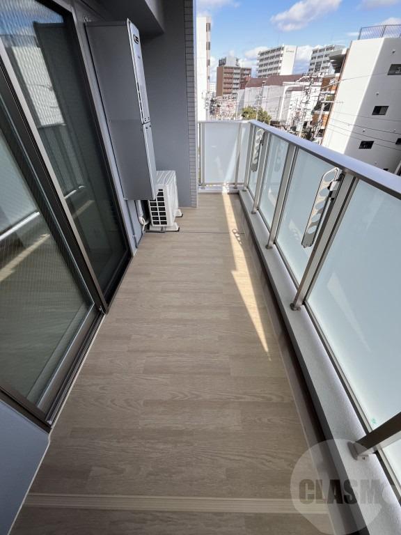 20/30 バルコニー