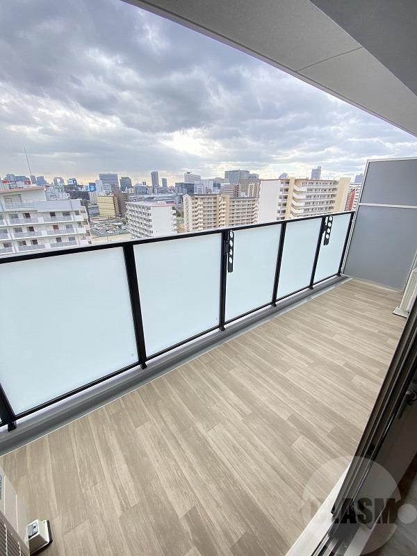 14/23 バルコニー