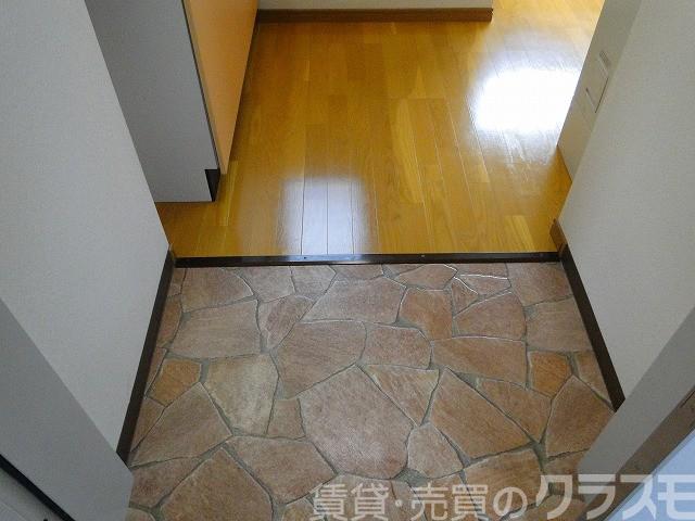 17/30 玄関
