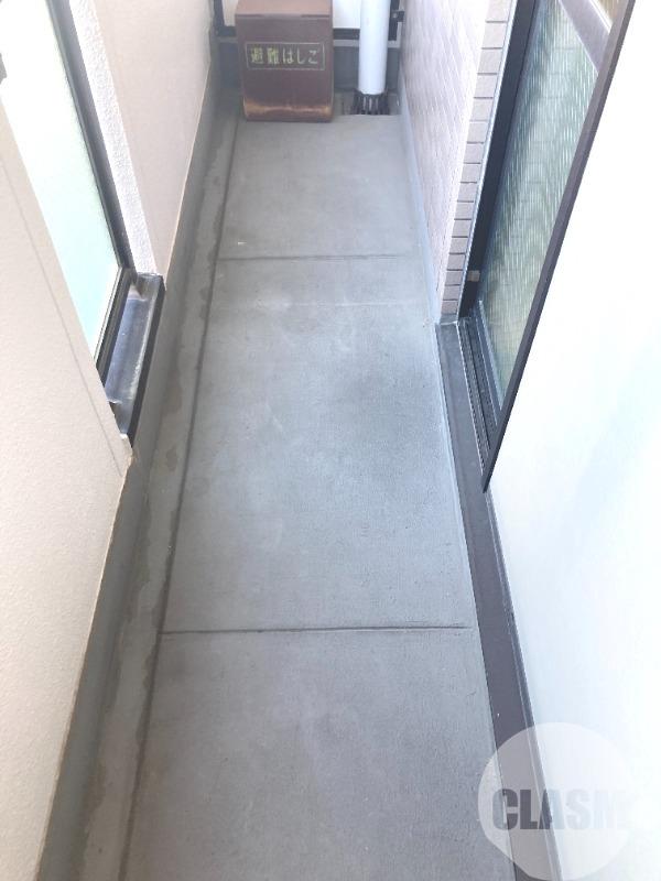 15/28 バルコニー