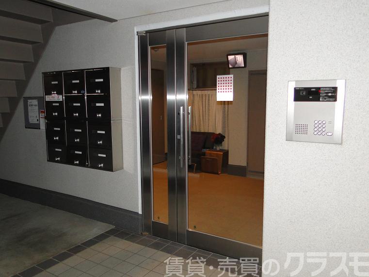 29/30 エントランス