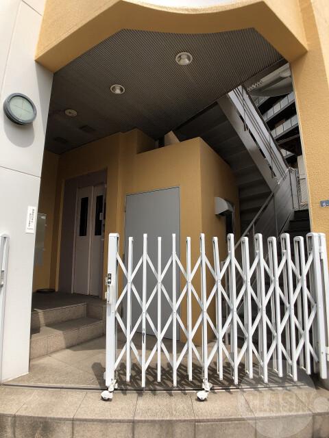 19/28 エントランス