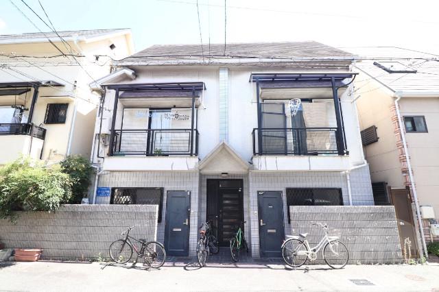 22/30 エントランス