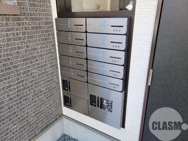 21/27 エントランス