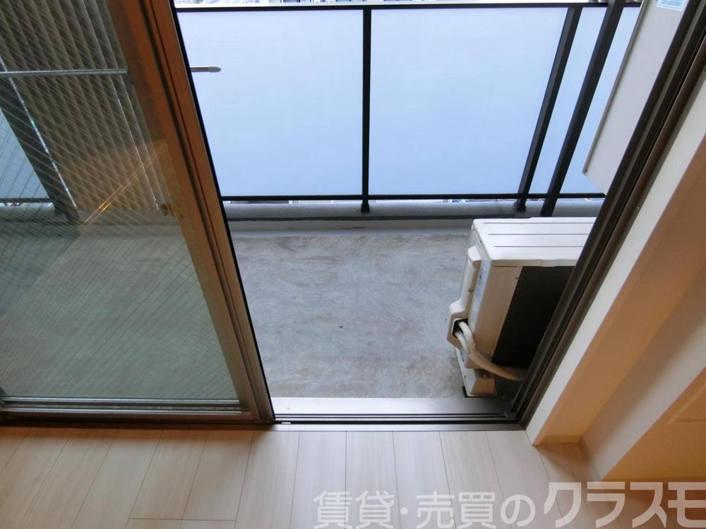 23/30 バルコニー