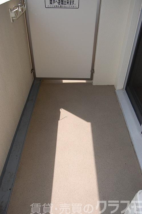 25/30 バルコニー