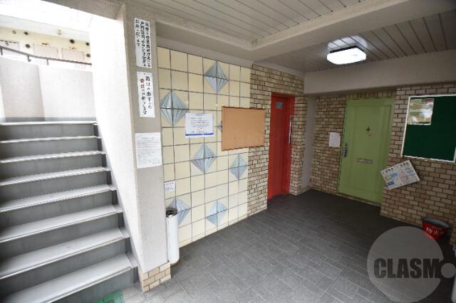 17/28 エントランス