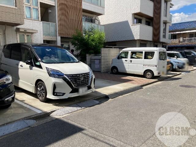 14/26 駐車場