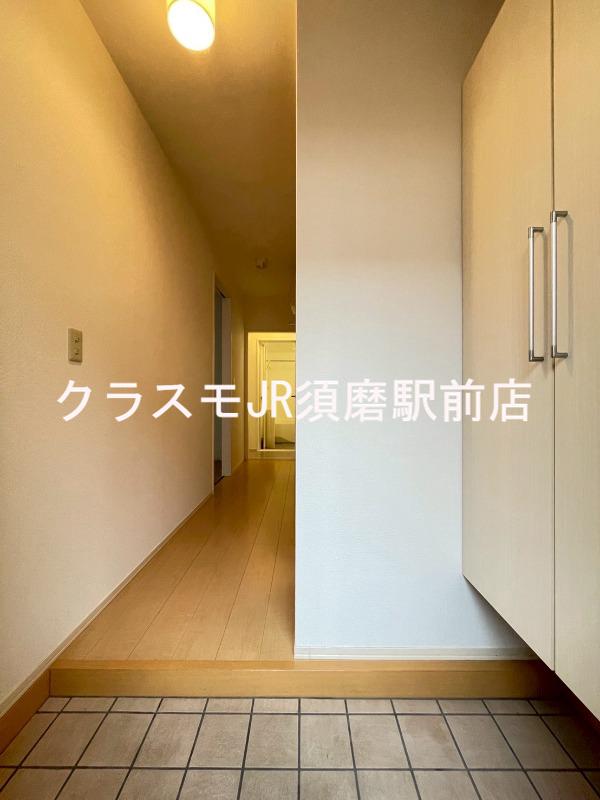 14/30 玄関