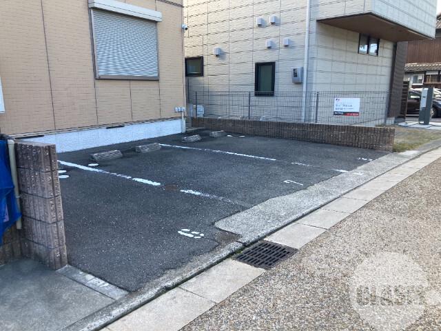 21/30 駐車場