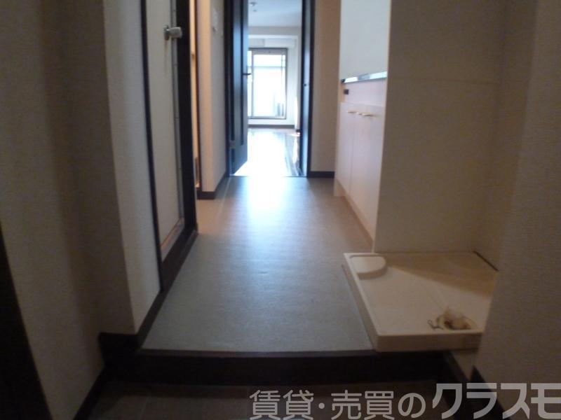 16/30 玄関