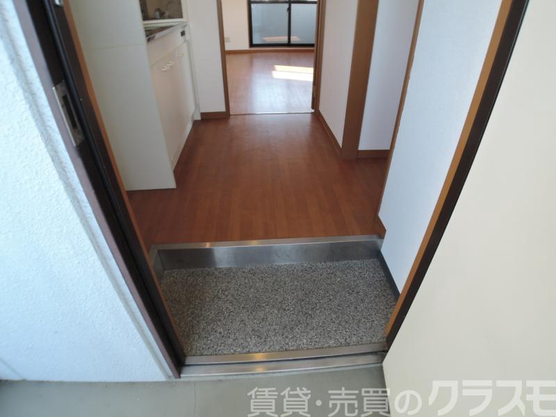 17/30 玄関