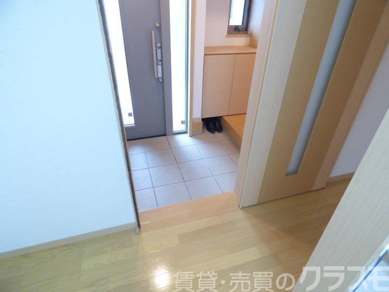 17/30 玄関