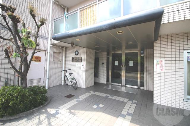 15/28 エントランス