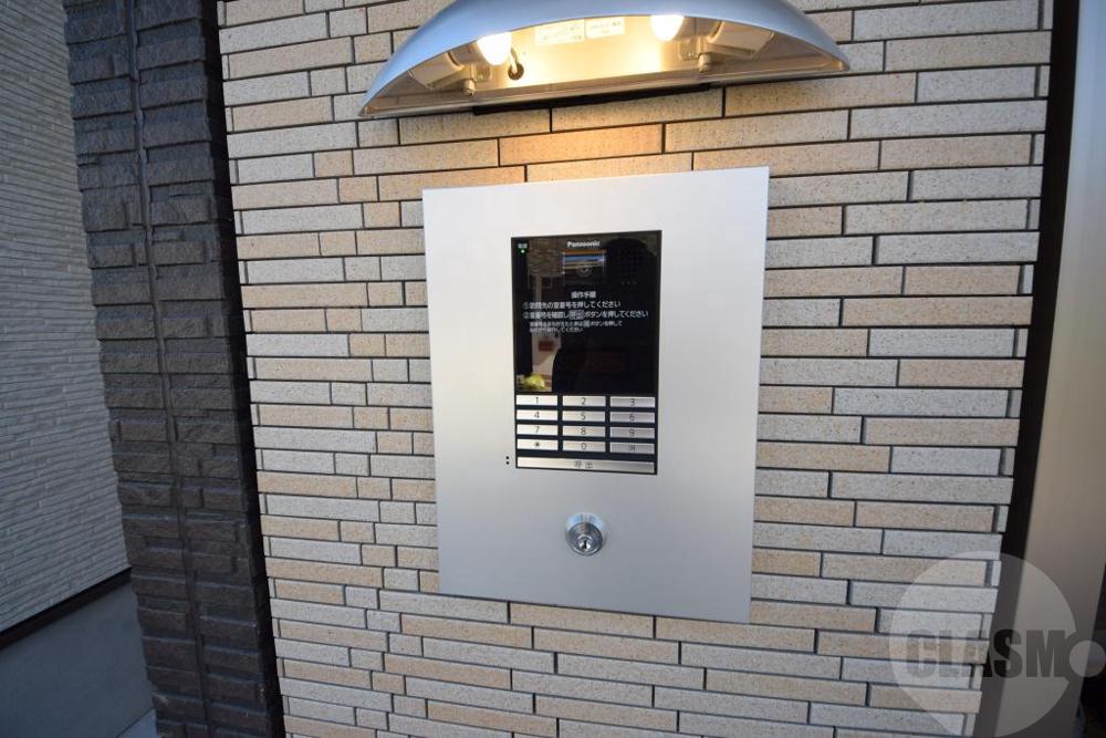 20/28 エントランス