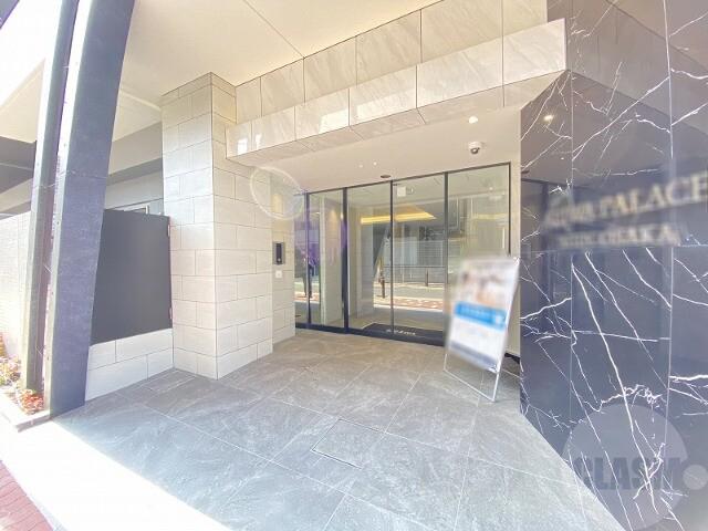 26/30 エントランス