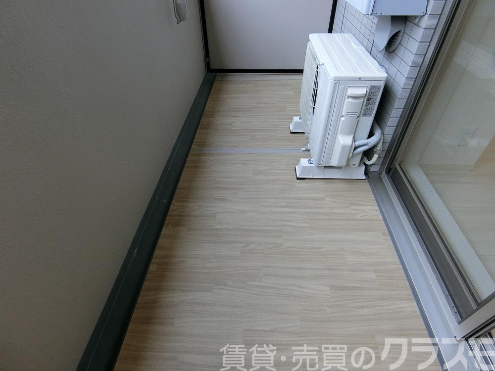 25/30 バルコニー